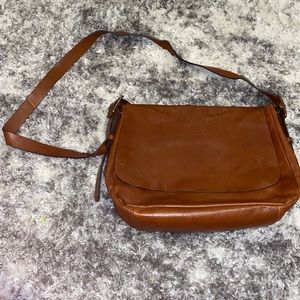 Fossil Leather Crossbody Bag preowned